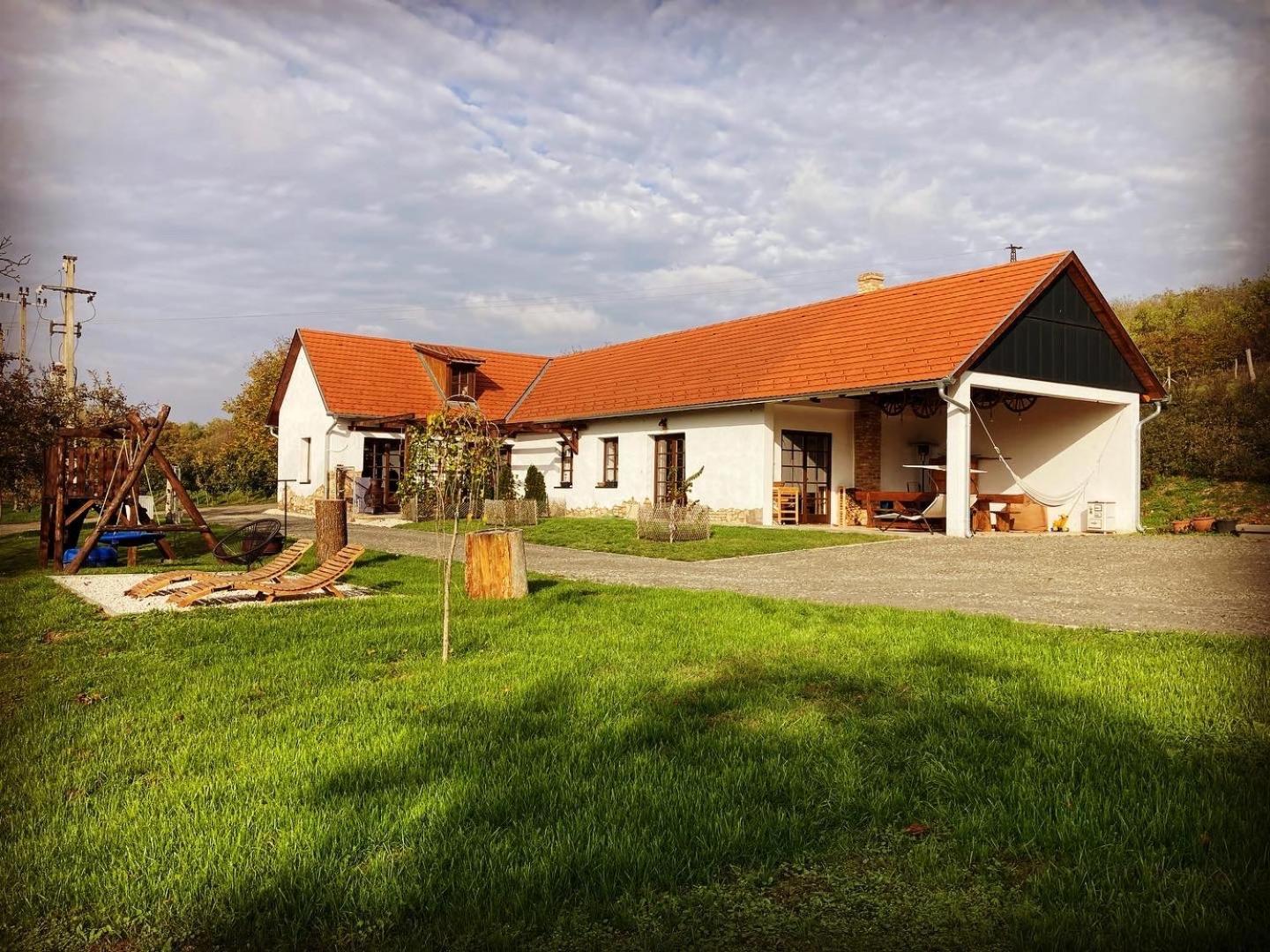 Kishosszuret Vendeghaz Hotel Pécsvárad Exterior foto