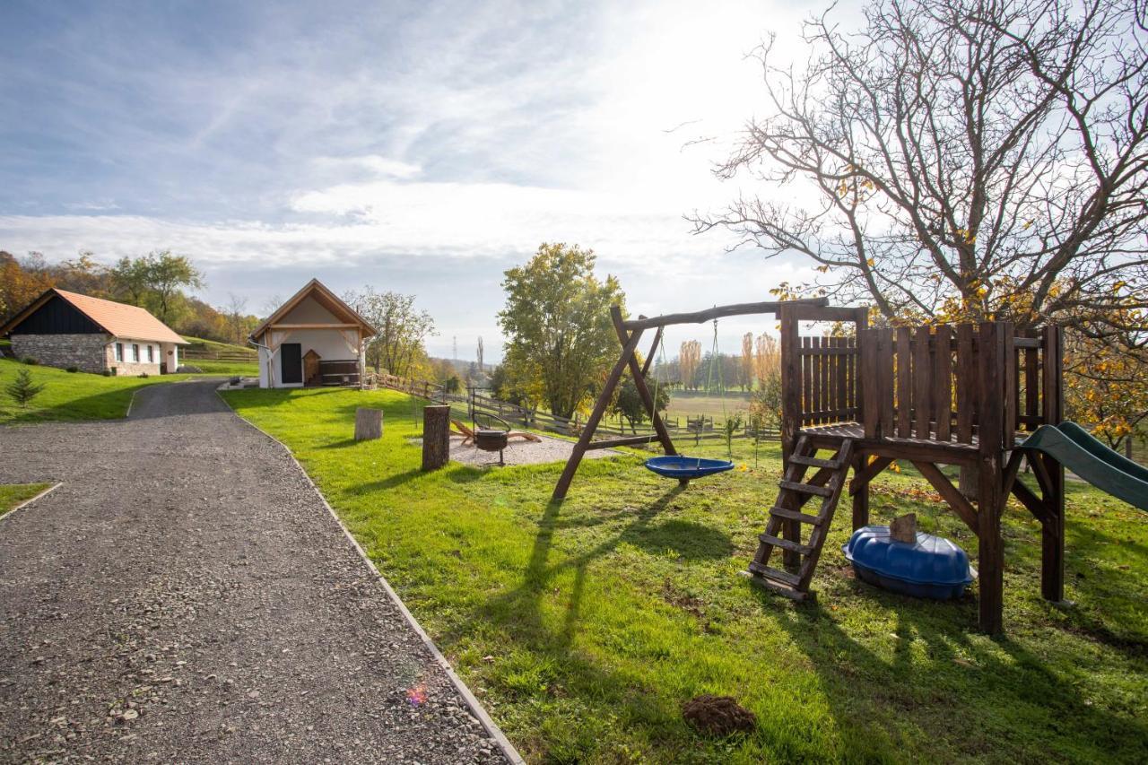 Kishosszuret Vendeghaz Hotel Pécsvárad Exterior foto